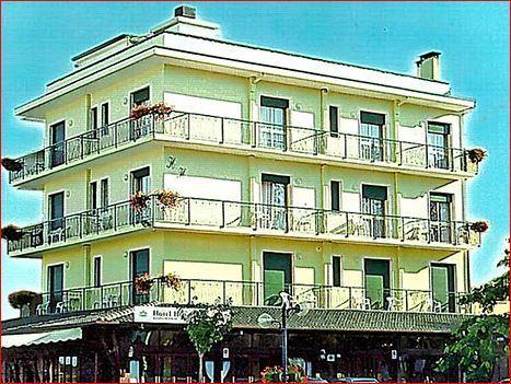 Hotel Helvetia ايراكليا ماري المظهر الخارجي الصورة
