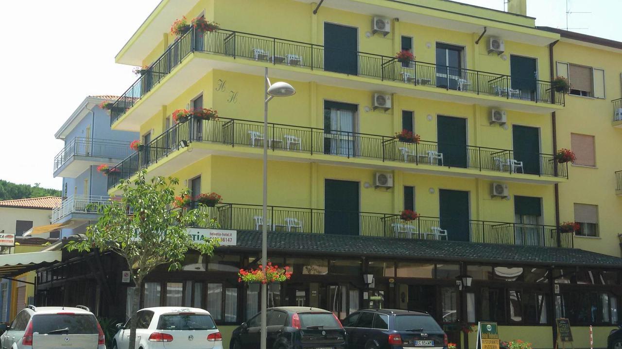 Hotel Helvetia ايراكليا ماري المظهر الخارجي الصورة